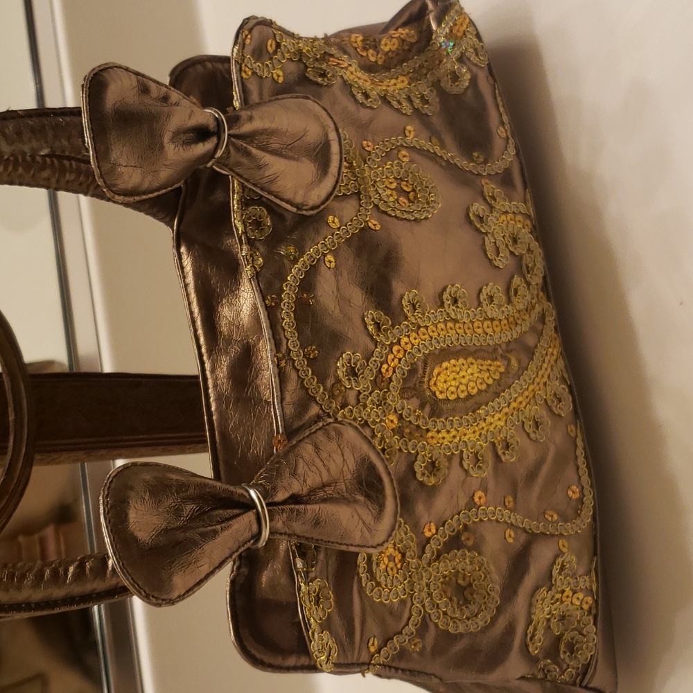 purse ๐ - Picture 2 of 10